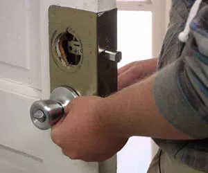 Capitol Locksmith Service La Porte, TX 281-872-6509 Capitol Locksmith Service La Porte, TX 281-872-6509 - locksmith-12